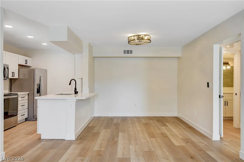 8101 Flamingo, Las Vegas, NV 89147