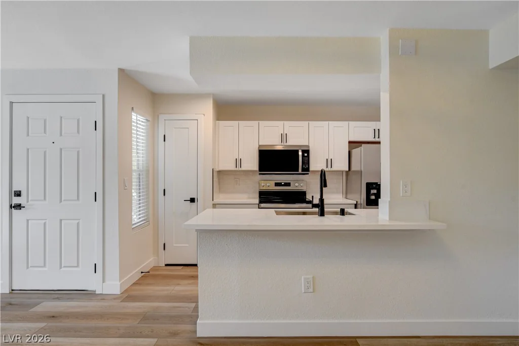 8101 Flamingo, Las Vegas, NV 89147