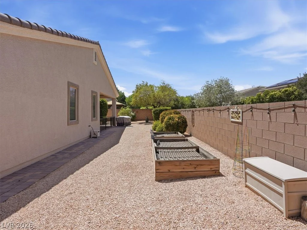 7260 Abundant Harvest, Las Vegas, NV 89131