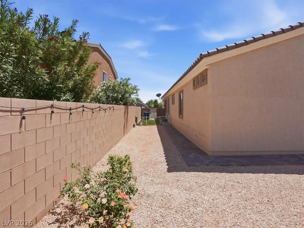 7260 Abundant Harvest, Las Vegas, NV 89131