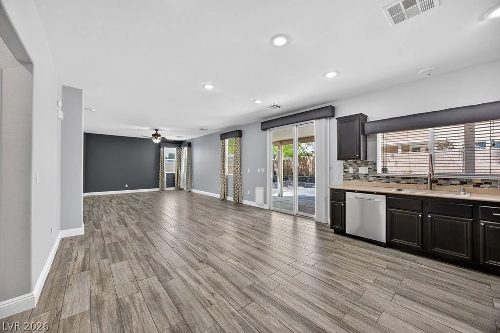 8733 Apiary Wind, Las Vegas, NV 89131
