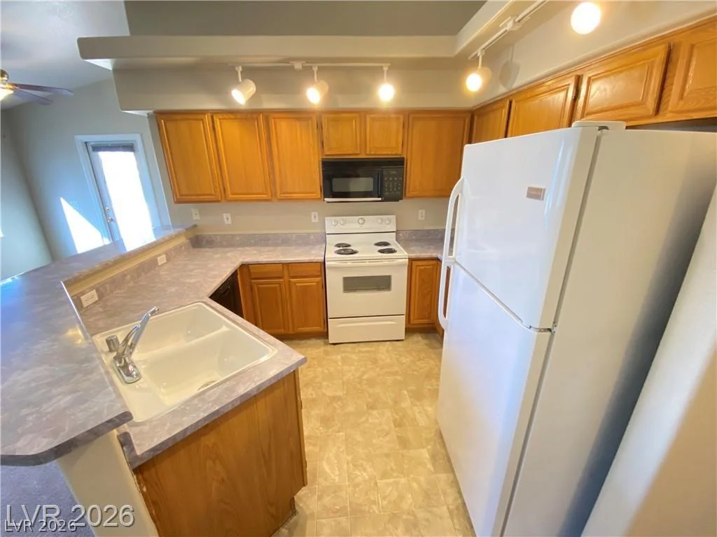 384 Sunward, Henderson, NV 89014