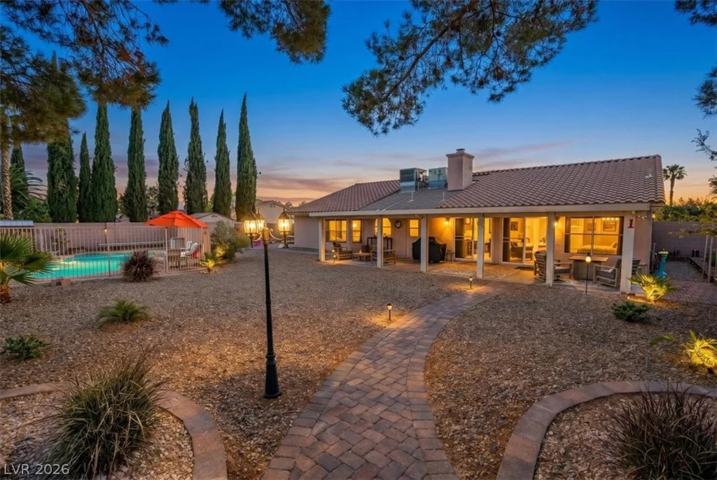 4017 Tyler William, Las Vegas, NV 89130