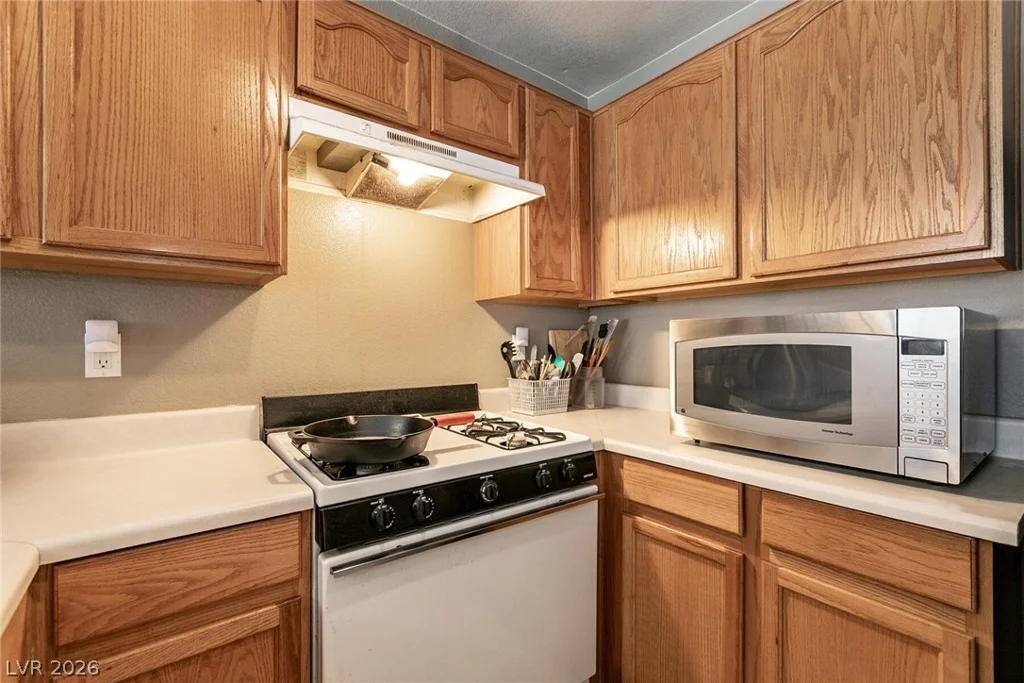 1956 Vista Malaga, Las Vegas, NV 89106