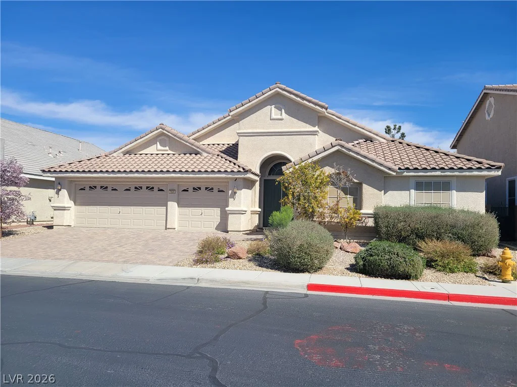 7020 Manzanares, North Las Vegas, NV 89084