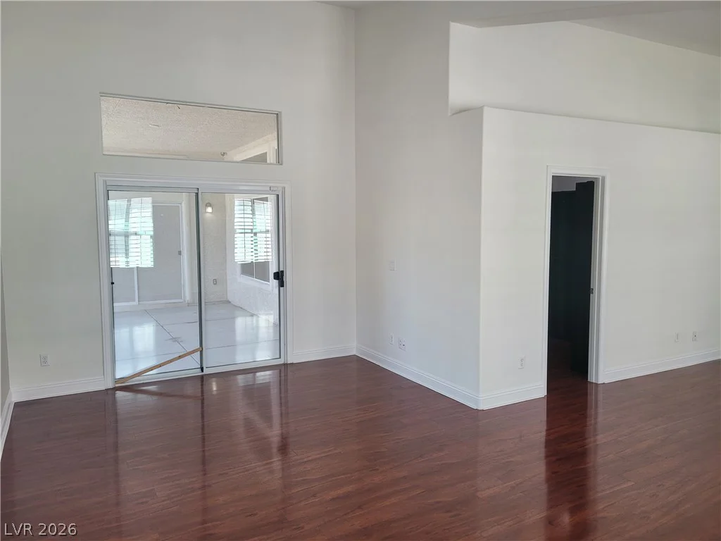 7020 Manzanares, North Las Vegas, NV 89084