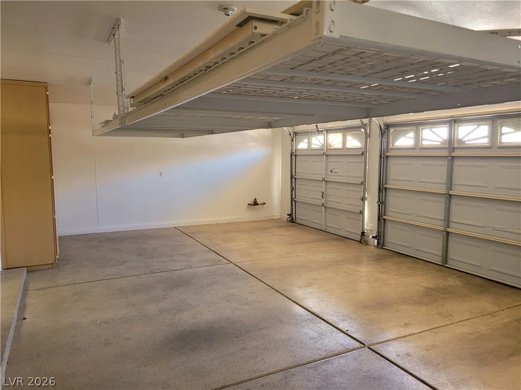 7020 Manzanares, North Las Vegas, NV 89084