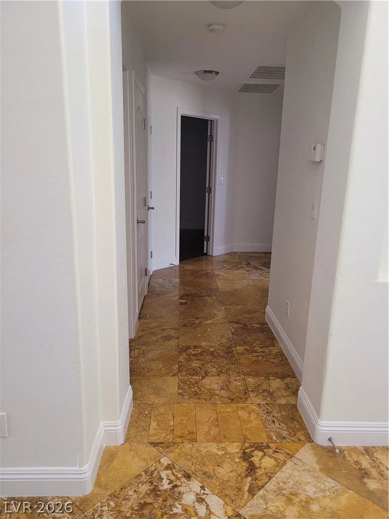 7020 Manzanares, North Las Vegas, NV 89084