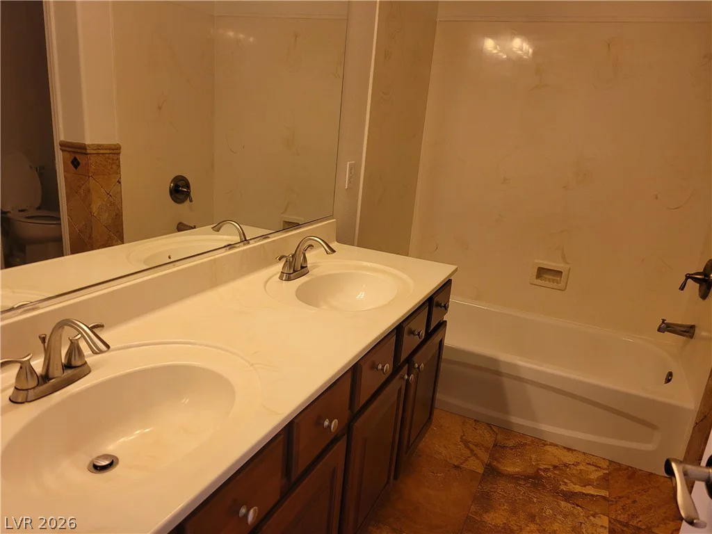 7020 Manzanares, North Las Vegas, NV 89084