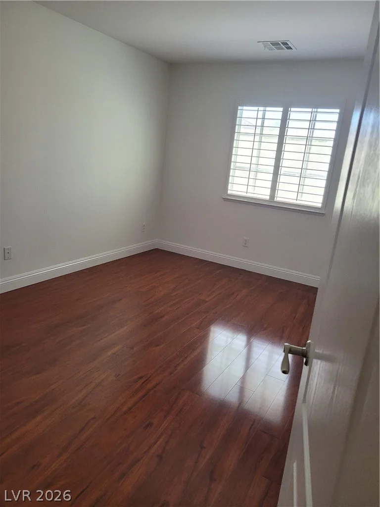 7020 Manzanares, North Las Vegas, NV 89084