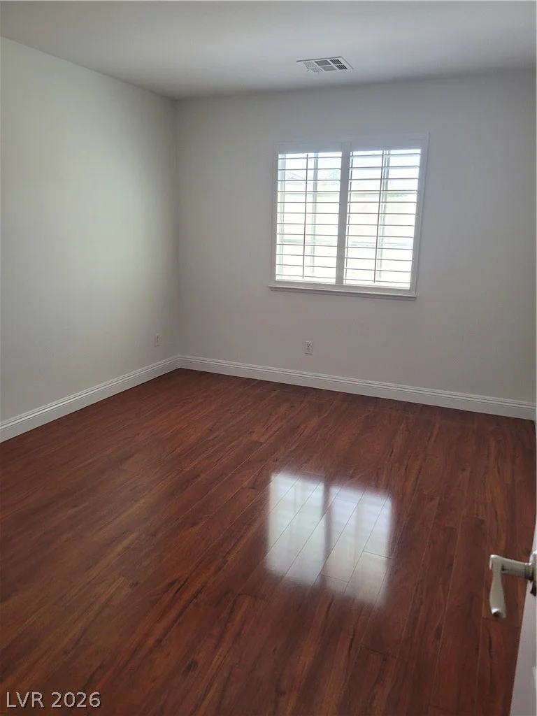 7020 Manzanares, North Las Vegas, NV 89084