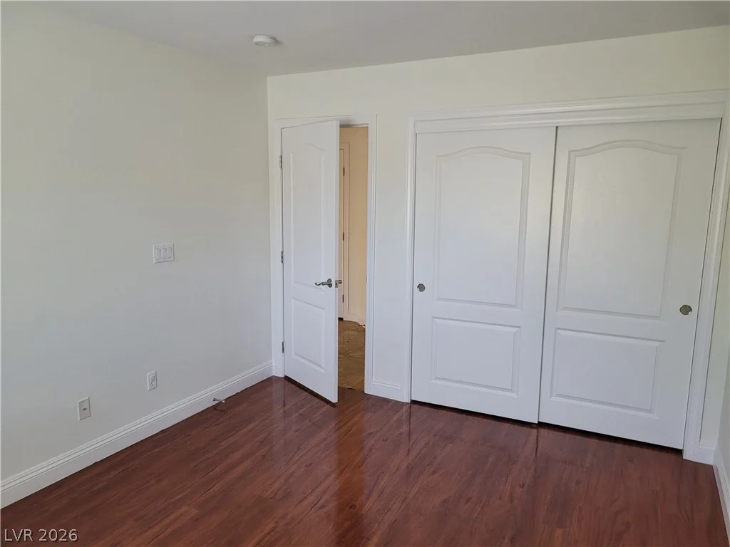 7020 Manzanares, North Las Vegas, NV 89084