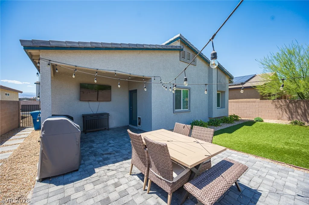 7814 Romulan, North Las Vegas, NV 89084