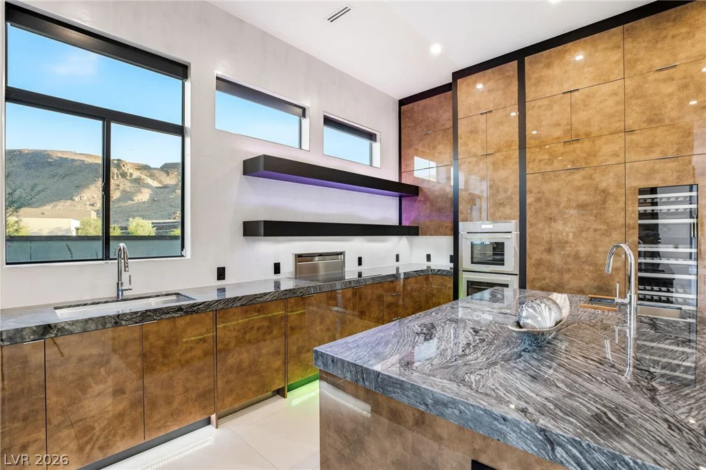 14 SANCTUARY PEAK, Henderson, NV 89012