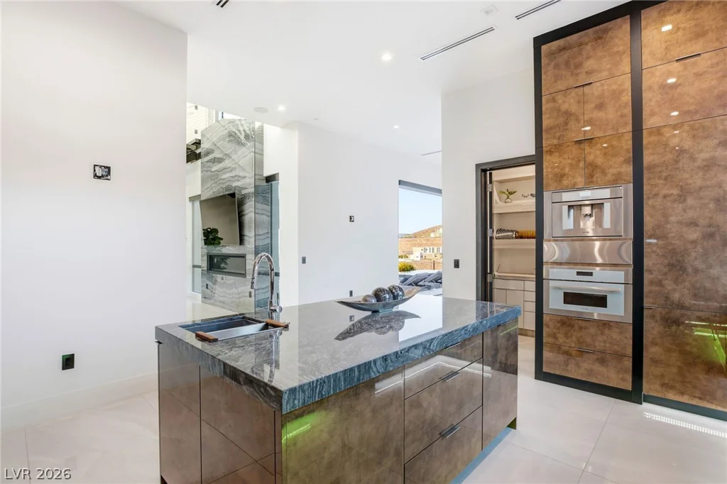 14 SANCTUARY PEAK, Henderson, NV 89012