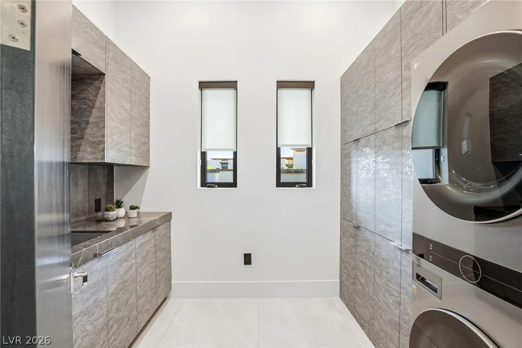 14 SANCTUARY PEAK, Henderson, NV 89012