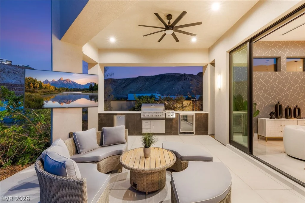 14 SANCTUARY PEAK, Henderson, NV 89012