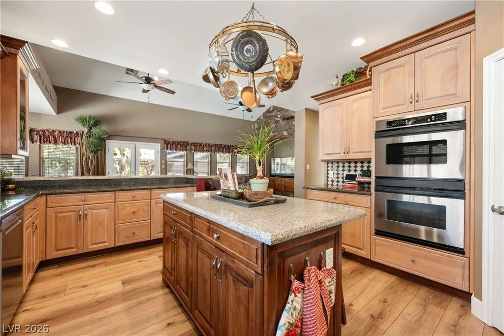 10080 Tropical, Las Vegas, NV 89149