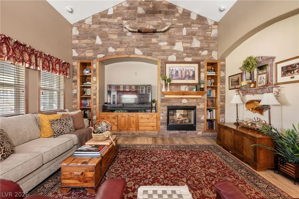 10080 Tropical, Las Vegas, NV 89149