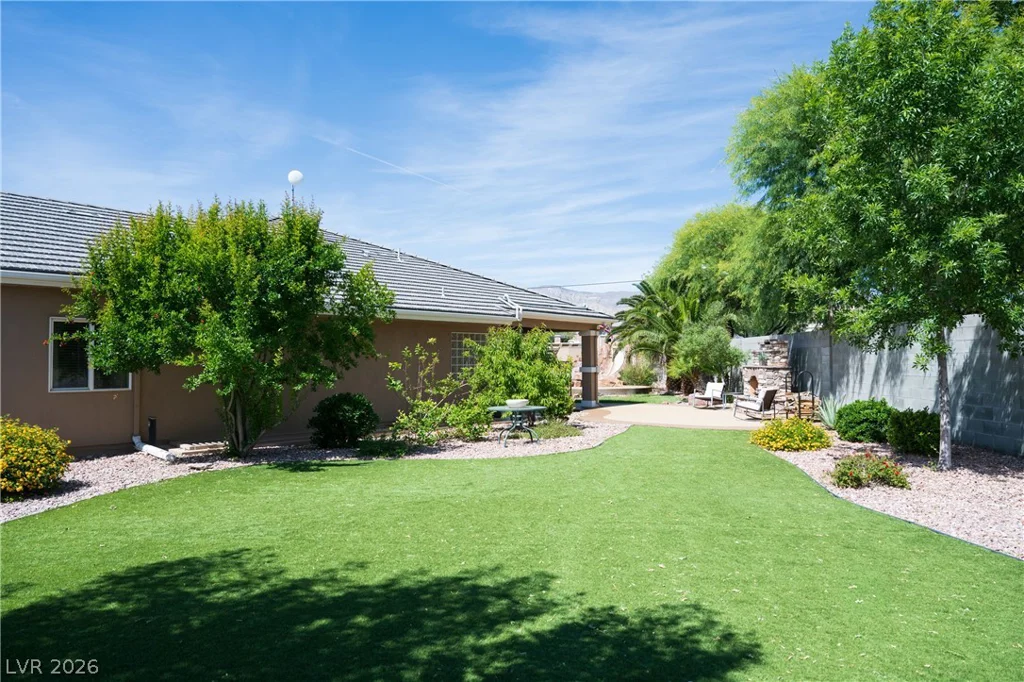 10080 Tropical, Las Vegas, NV 89149