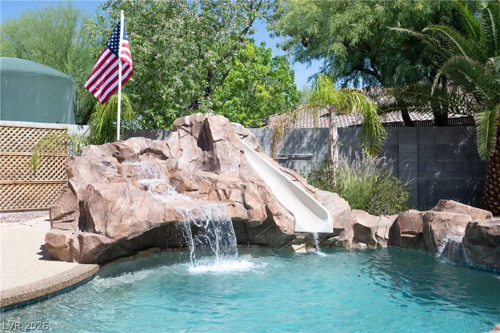 10080 Tropical, Las Vegas, NV 89149