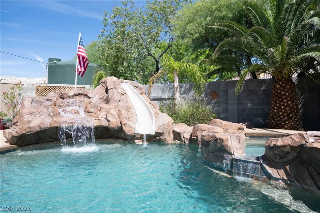10080 Tropical, Las Vegas, NV 89149