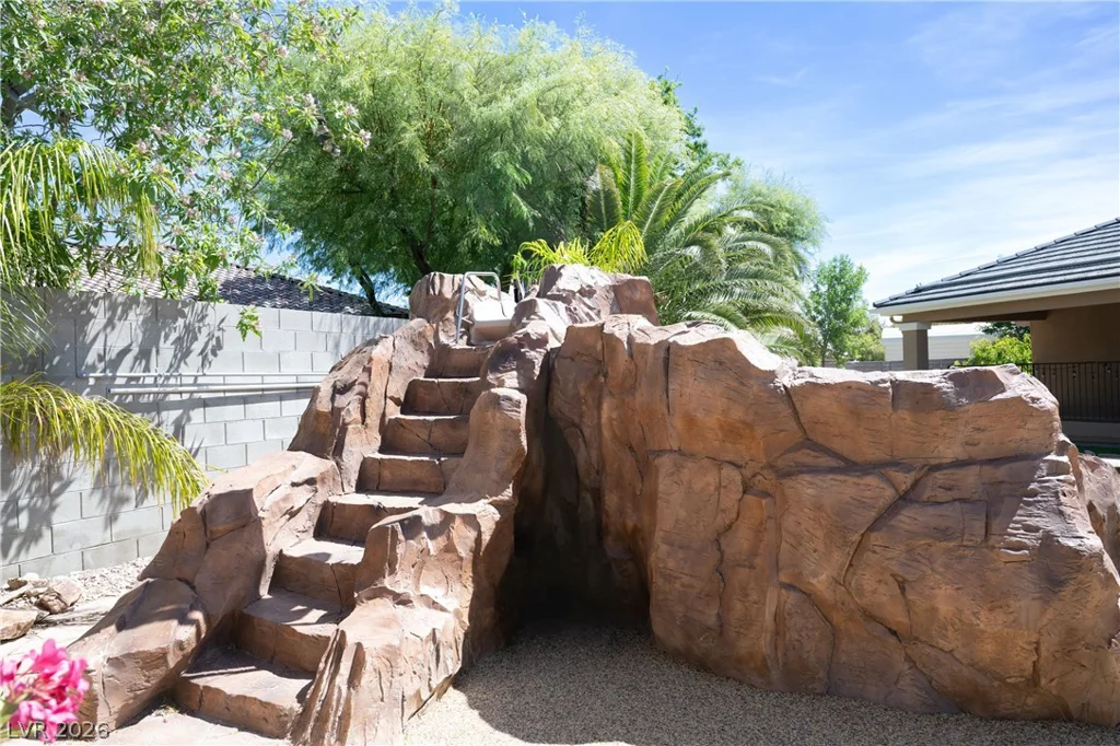 10080 Tropical, Las Vegas, NV 89149