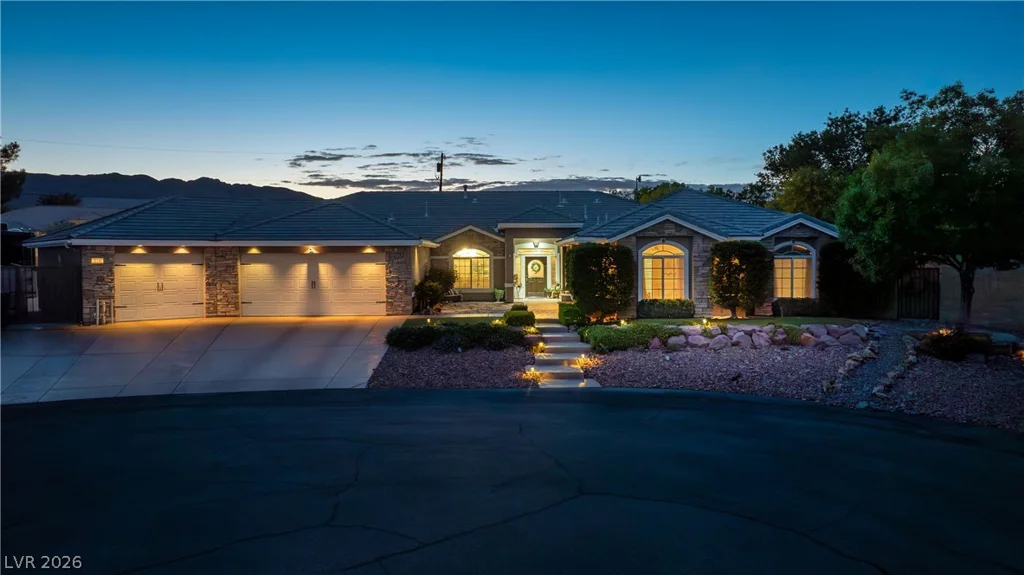 10080 Tropical, Las Vegas, NV 89149