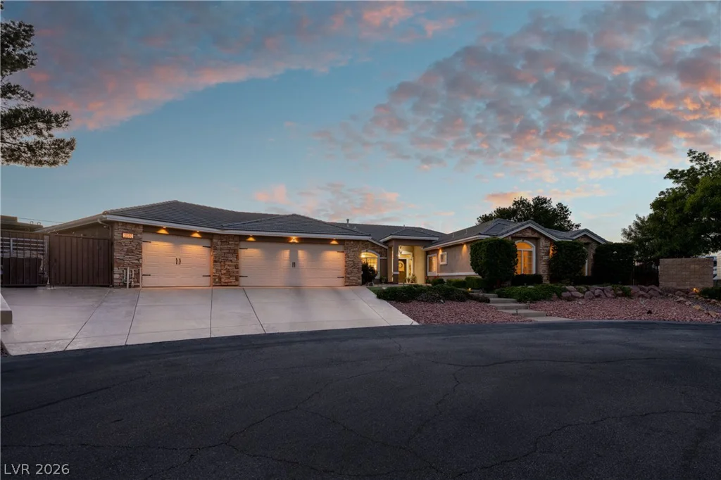 10080 Tropical, Las Vegas, NV 89149
