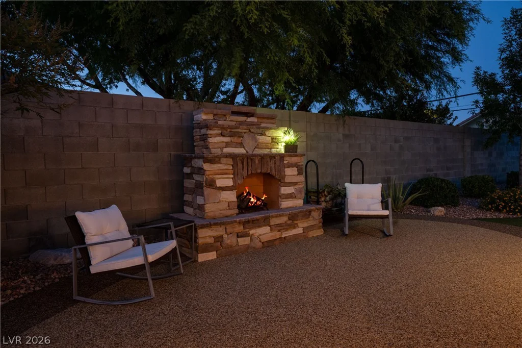 10080 Tropical, Las Vegas, NV 89149