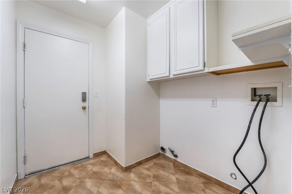 4411 Elk Point, Las Vegas, NV 89147