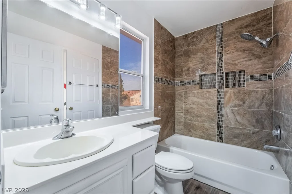 4411 Elk Point, Las Vegas, NV 89147