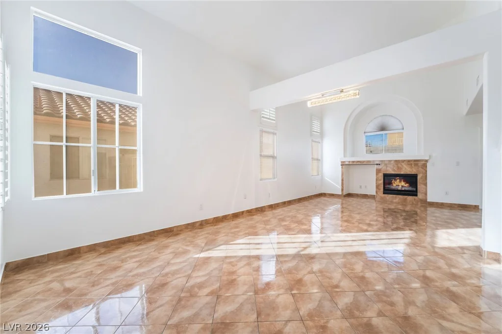 4411 Elk Point, Las Vegas, NV 89147