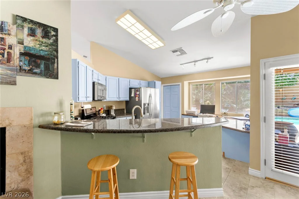2005 Yosemite, Henderson, NV 89074