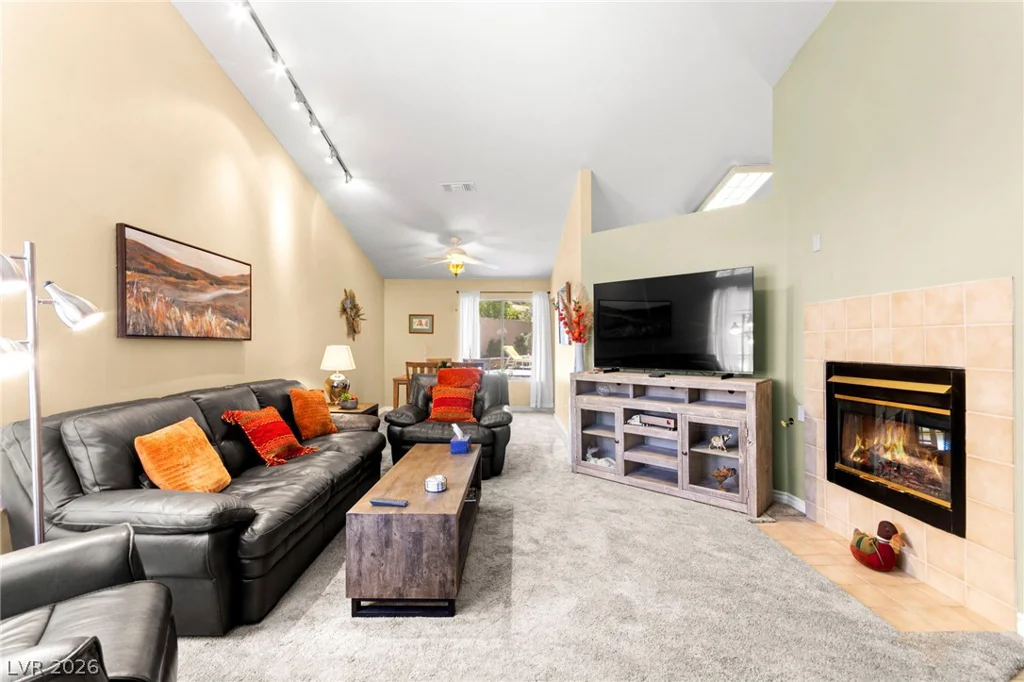 2005 Yosemite, Henderson, NV 89074