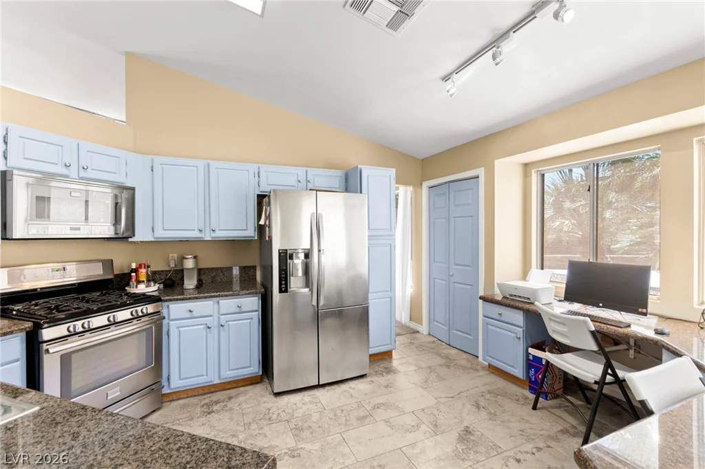 2005 Yosemite, Henderson, NV 89074