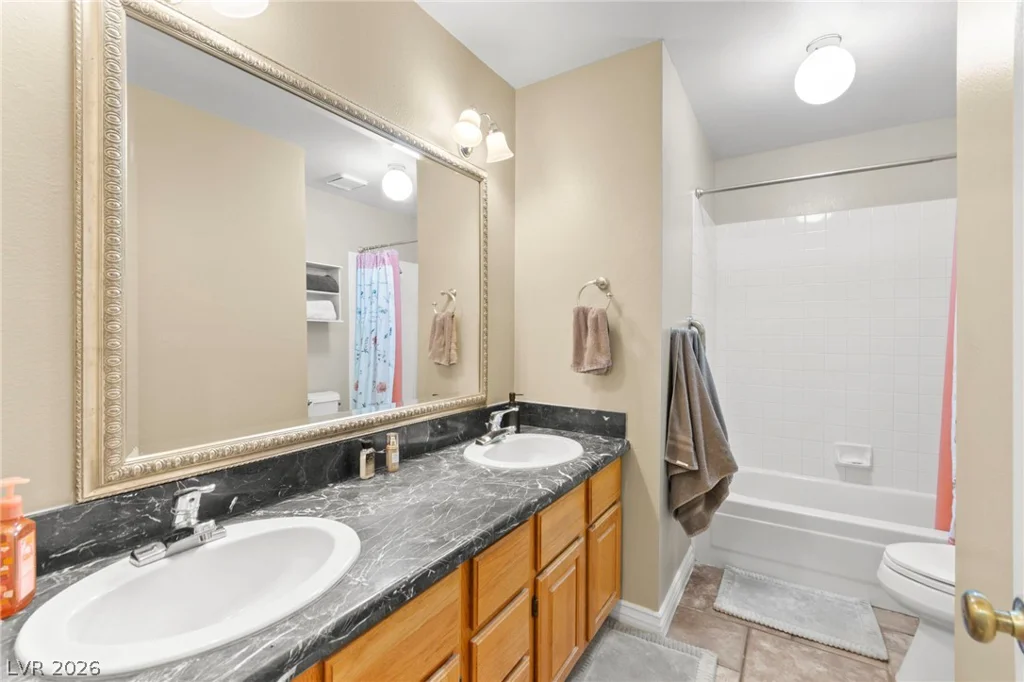 2005 Yosemite, Henderson, NV 89074