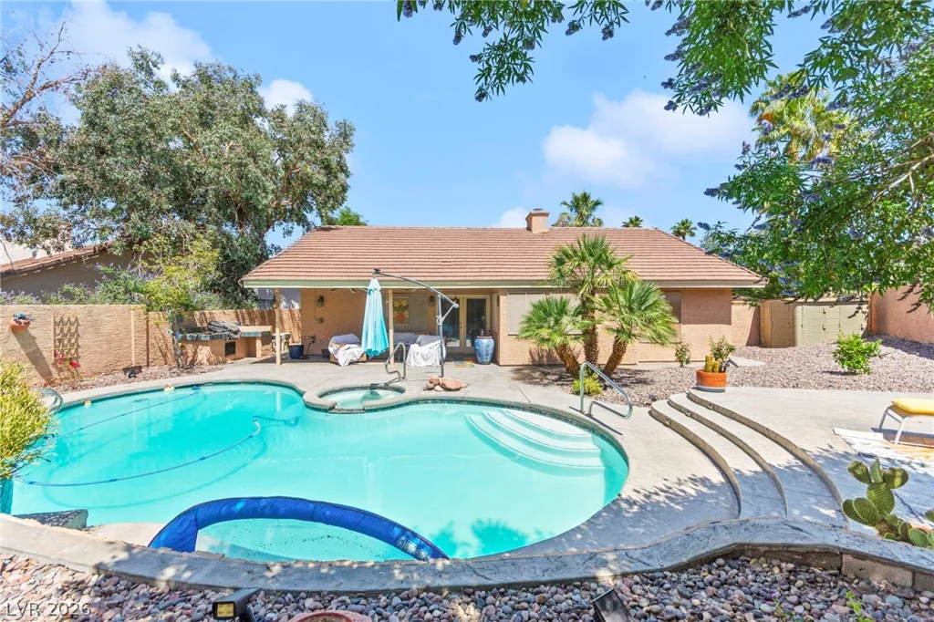 2005 Yosemite, Henderson, NV 89074