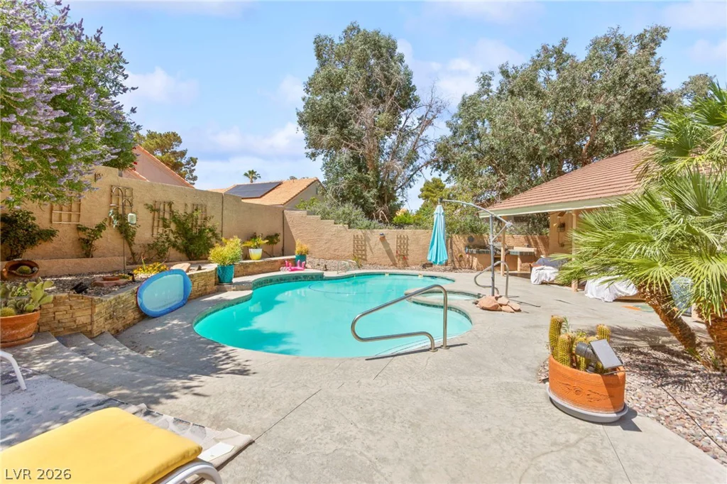 2005 Yosemite, Henderson, NV 89074