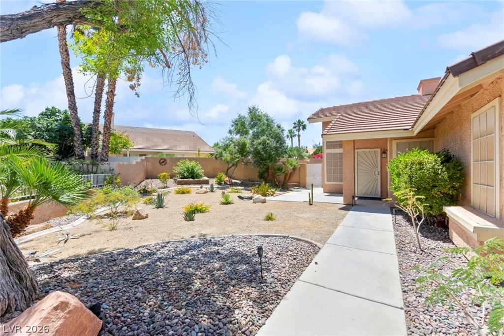 2005 Yosemite, Henderson, NV 89074