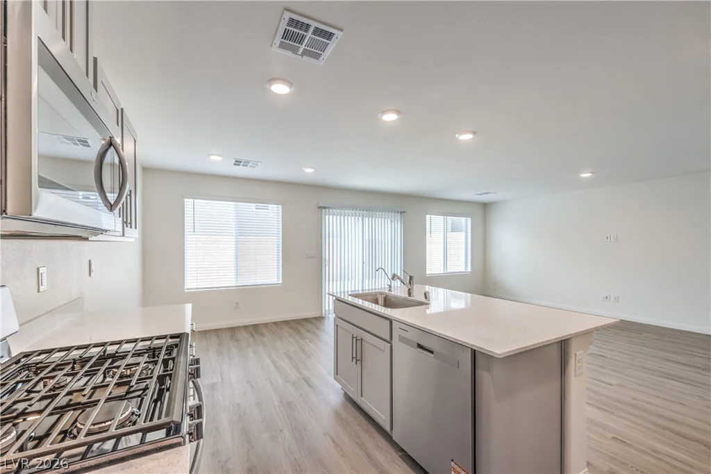 1107 Saffron Toucan, Henderson, NV 89011