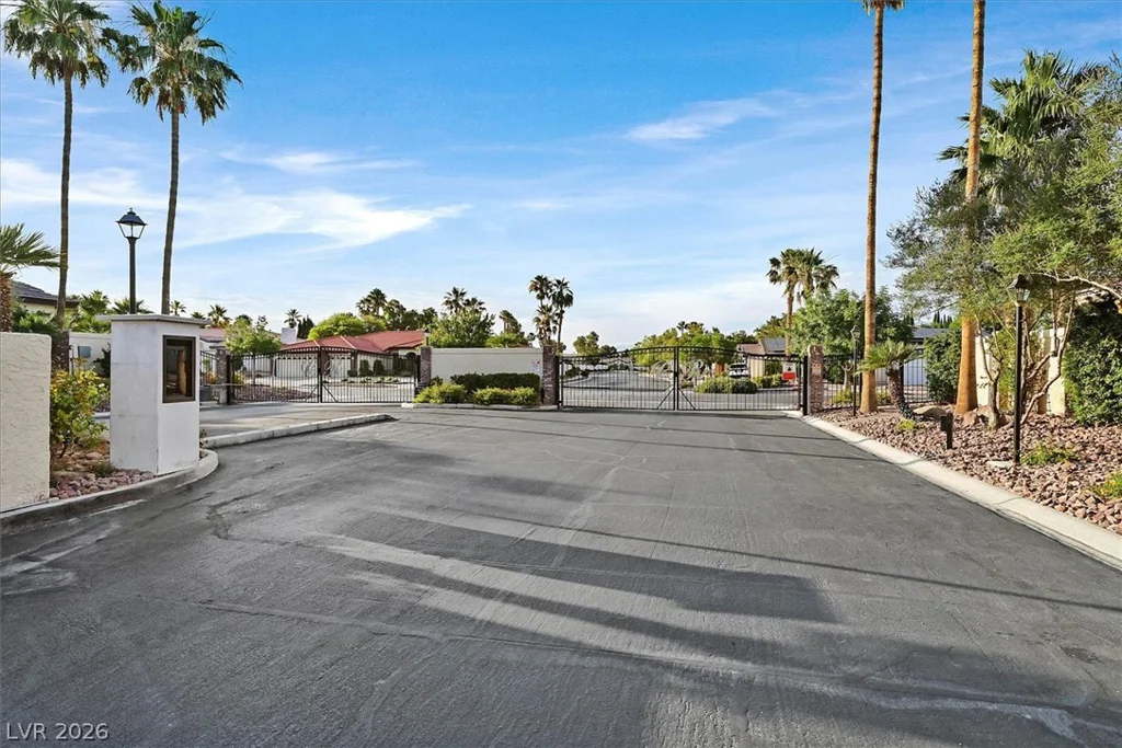 7431 Tahoe Basin, Las Vegas, NV 89129