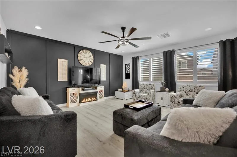 9380 Lunar Ray, Las Vegas, NV 89143