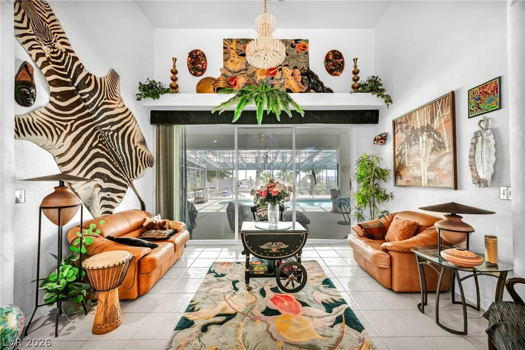 6240 Hualapai, Las Vegas, NV 89149
