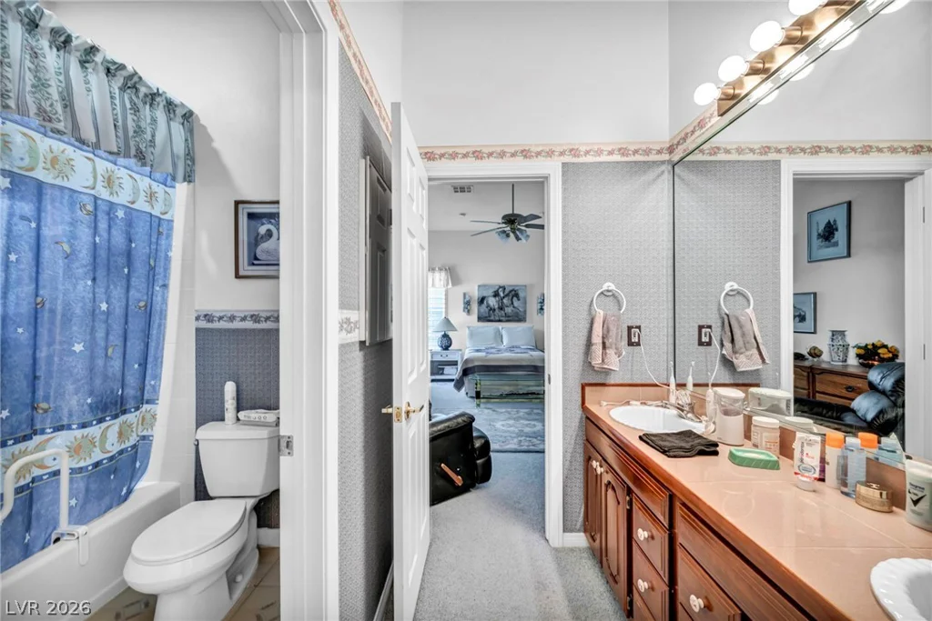 6240 Hualapai, Las Vegas, NV 89149