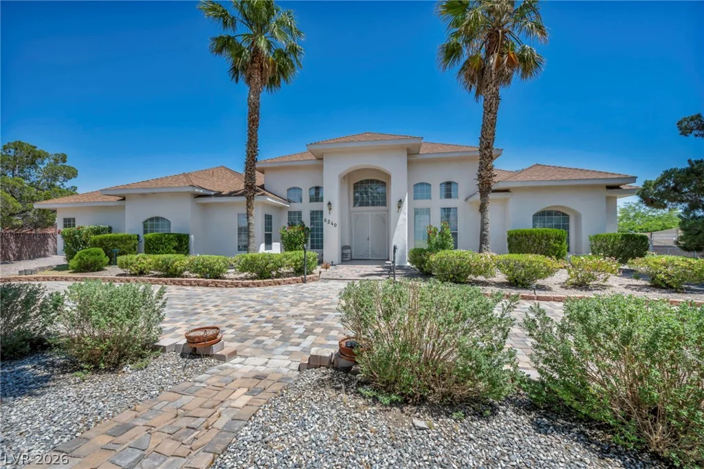 6240 Hualapai, Las Vegas, NV 89149