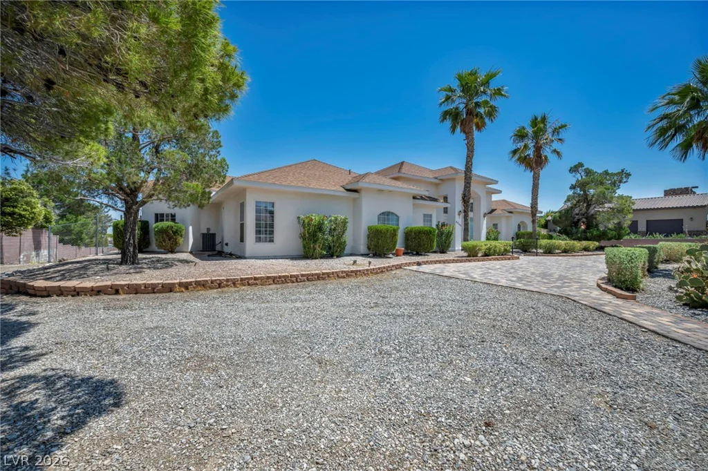6240 Hualapai, Las Vegas, NV 89149