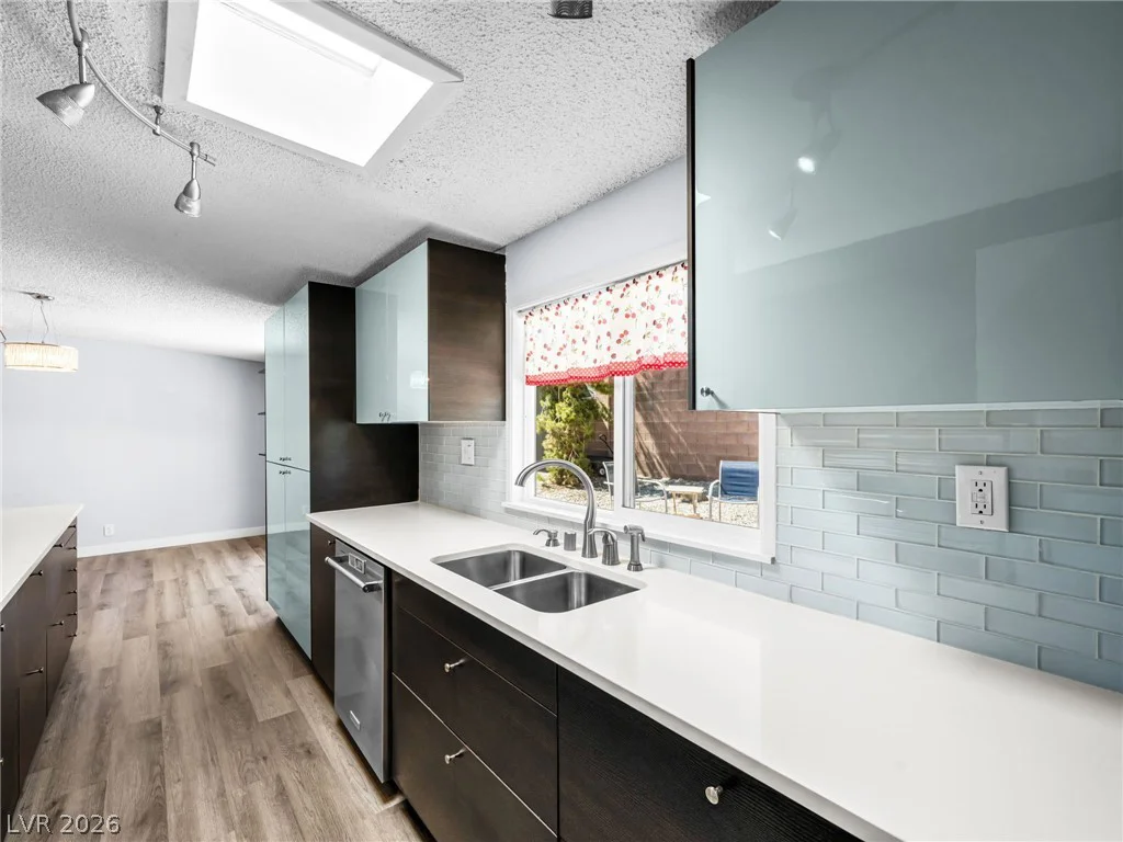 3211 Sundown, Las Vegas, NV 89169