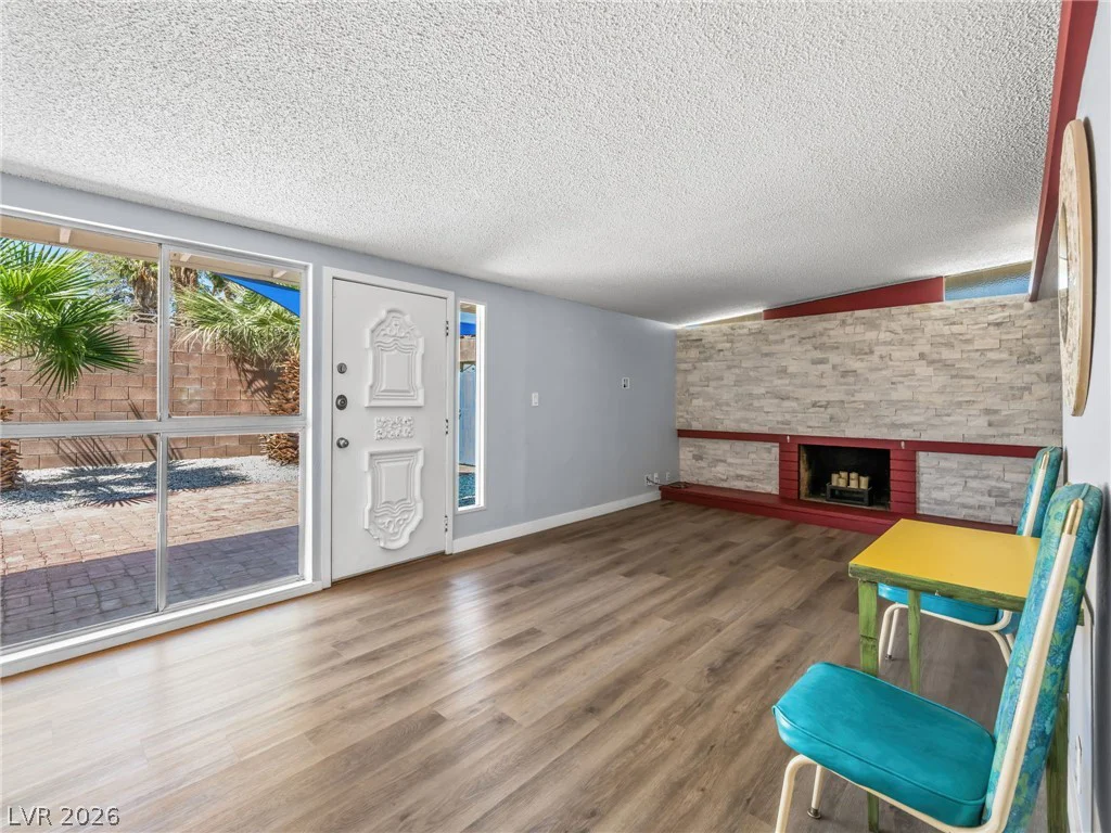 3211 Sundown, Las Vegas, NV 89169