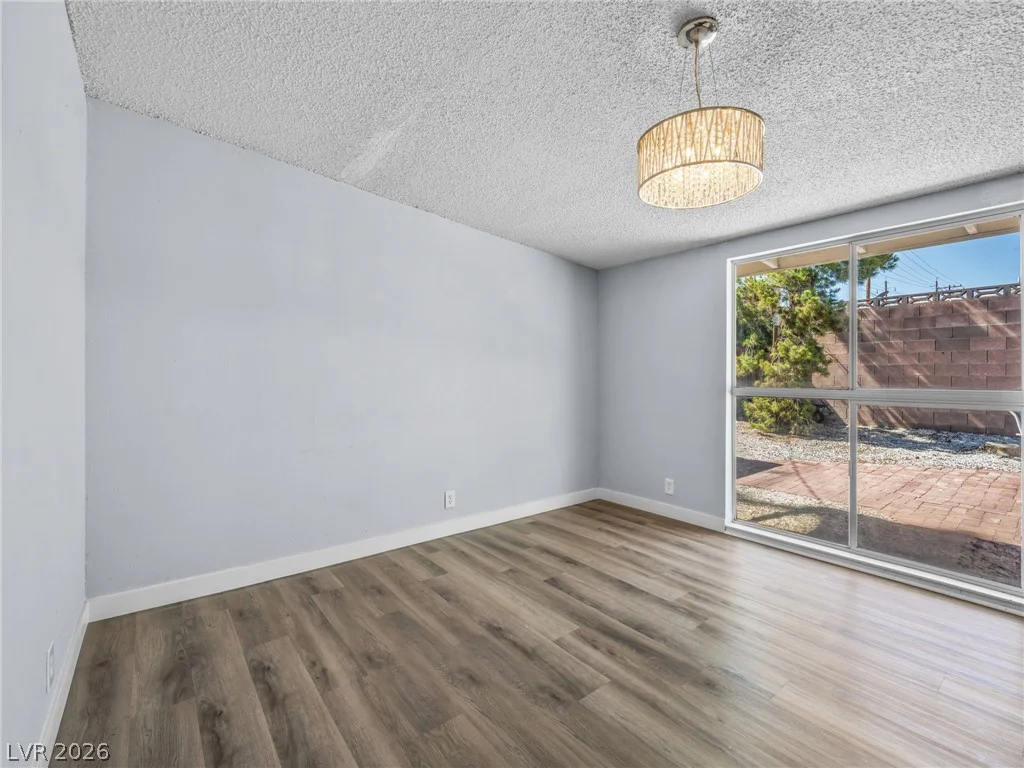 3211 Sundown, Las Vegas, NV 89169